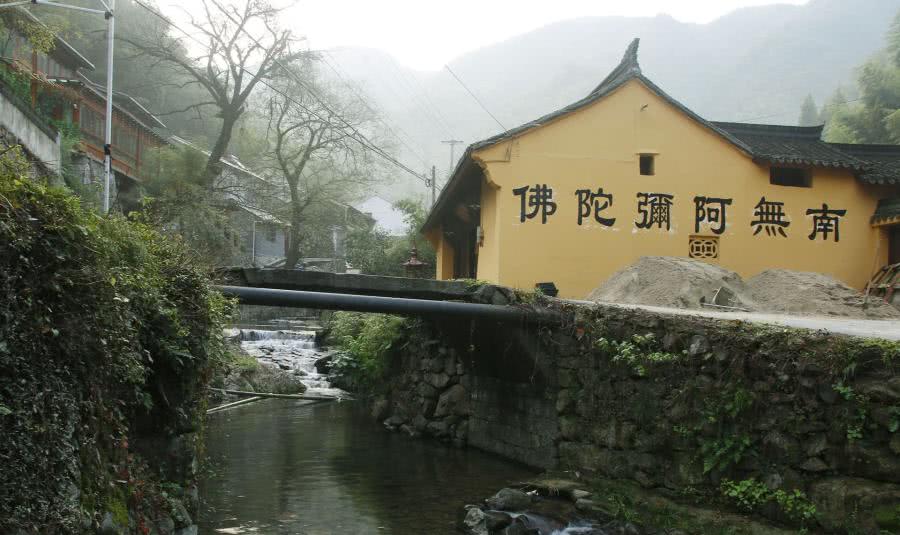 江南水乡古村游记：一座山水自然与历史文明并存的金冠古村